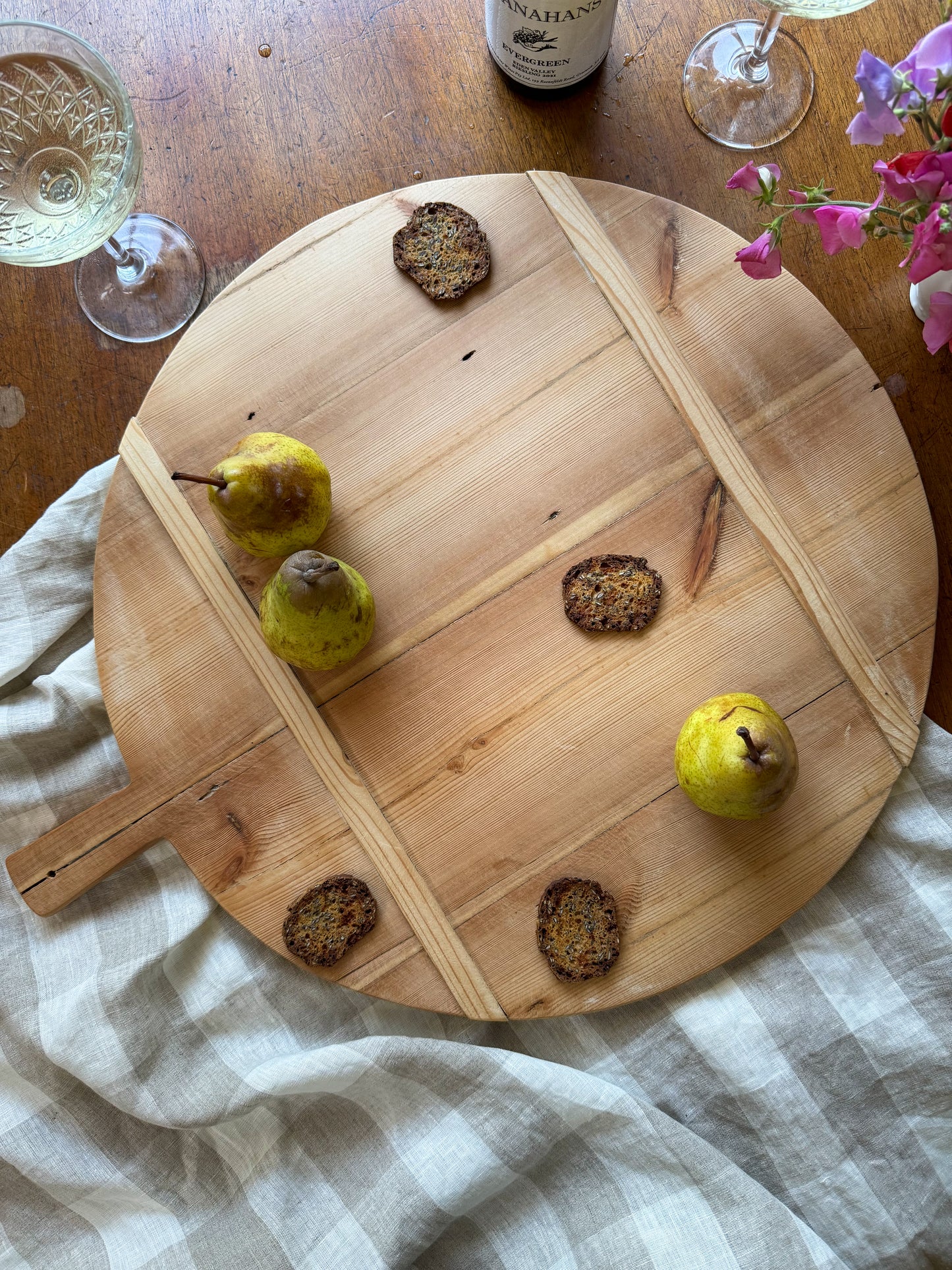 Jumbo Circle with Braces