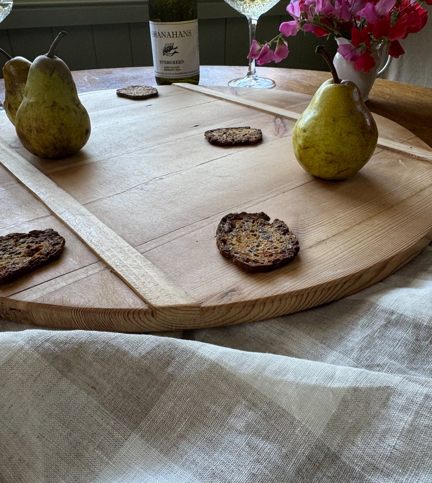 Jumbo Circle with Braces